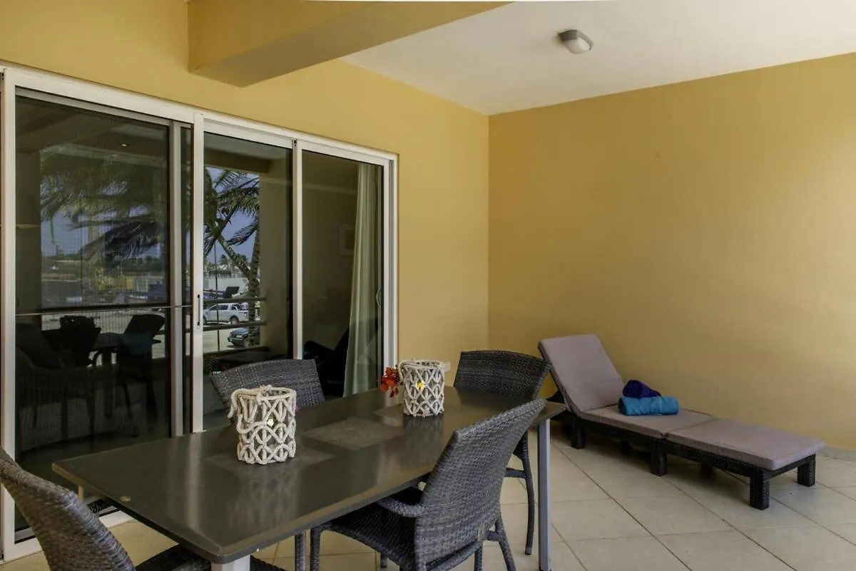 Värdshus Seaview Wahoo At Den Laman Kralendijk Bonaire, Sint Eustatius & Saba