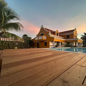 Landhuis Belnem Bonaire Bed & Breakfast